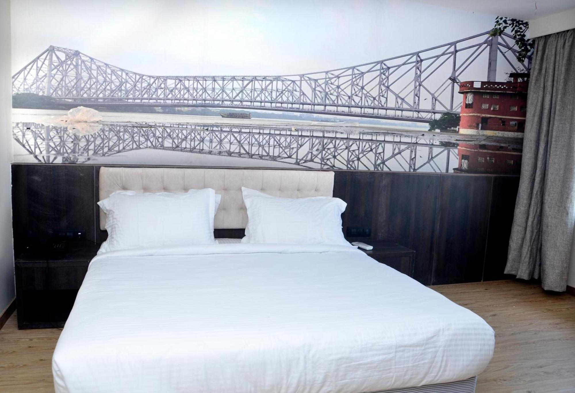 Noxx Residency Hotel Haora Luaran gambar